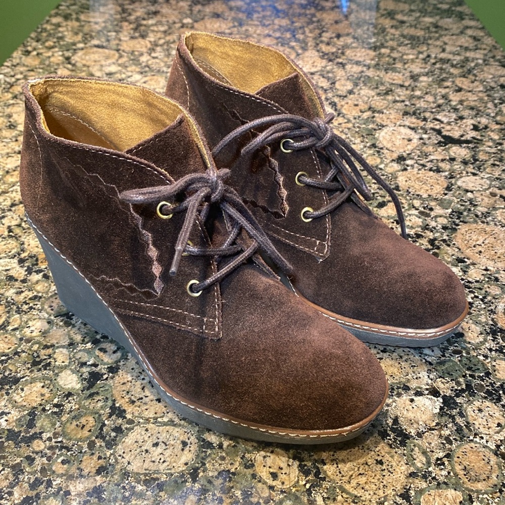 Naturalize booties,  size  7 ( shown 6.5), suede